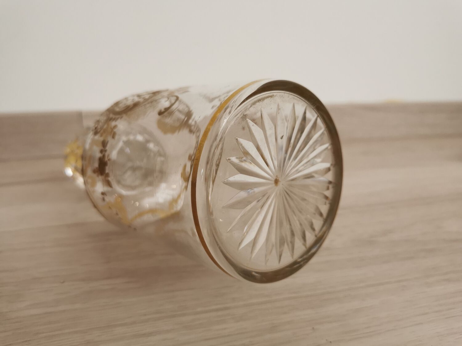 Art Deco decanter, hand-painted