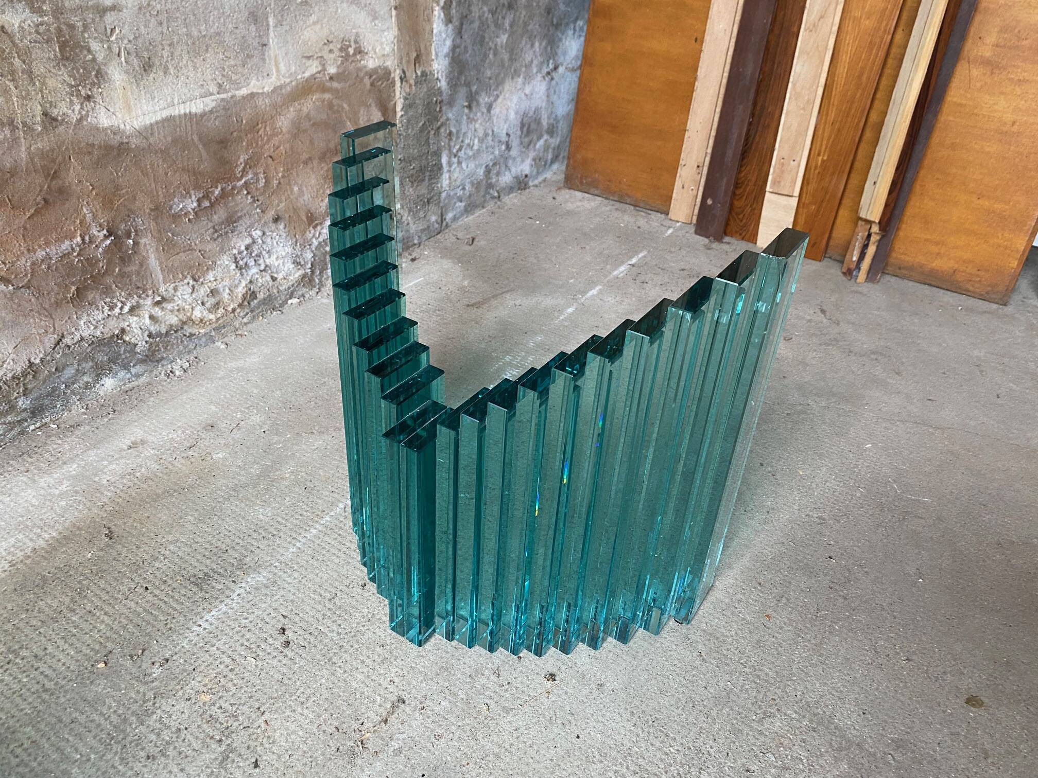 Table basse en verre teinté bleu an80