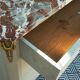 Commode style transition