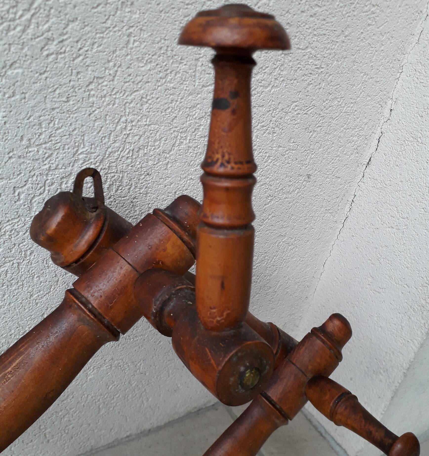 Portemanteau extensible en bois