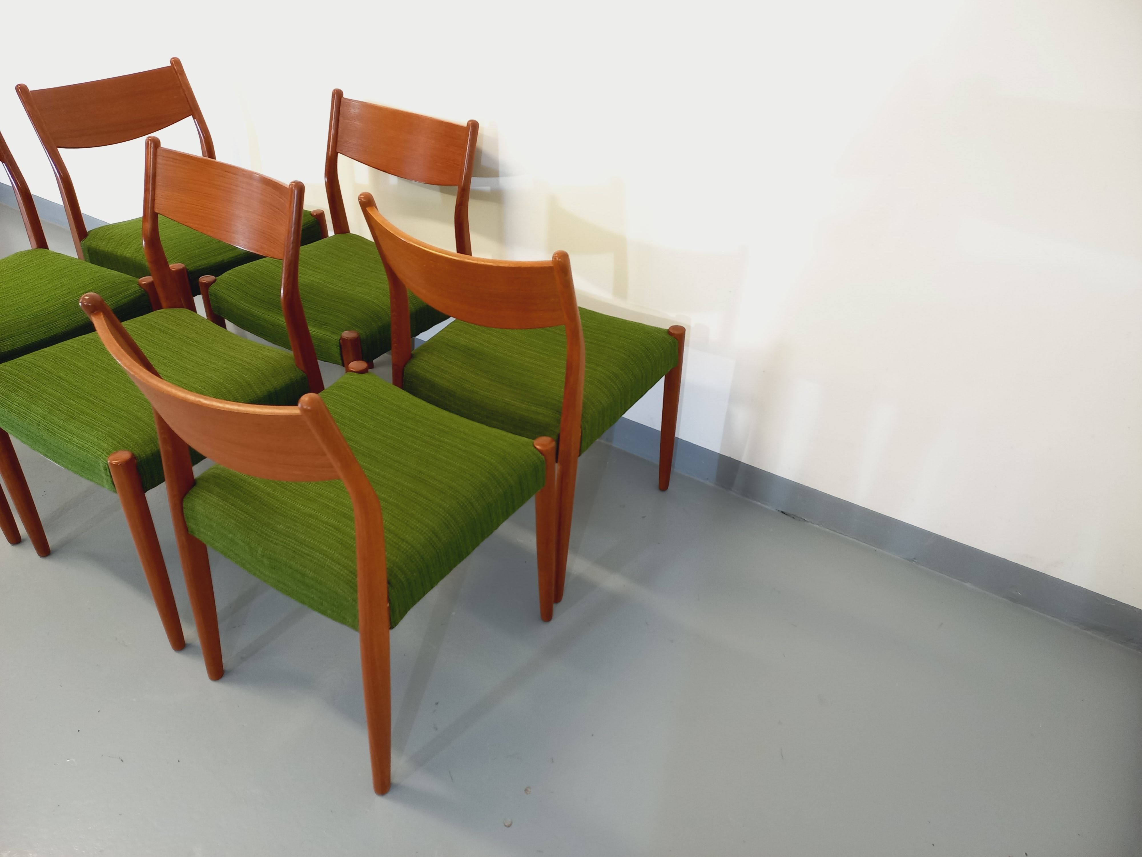Suite of 6 scandinavian chairs Cees Braakman 50/60s