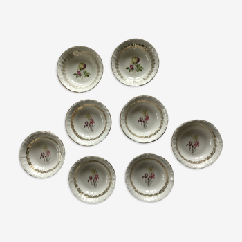 Lot de 8 coupelles porcelaine, décors fleurs et dorés