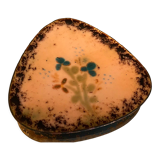 Enamelled enamel cup on copper