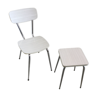 Chaise et tabouret