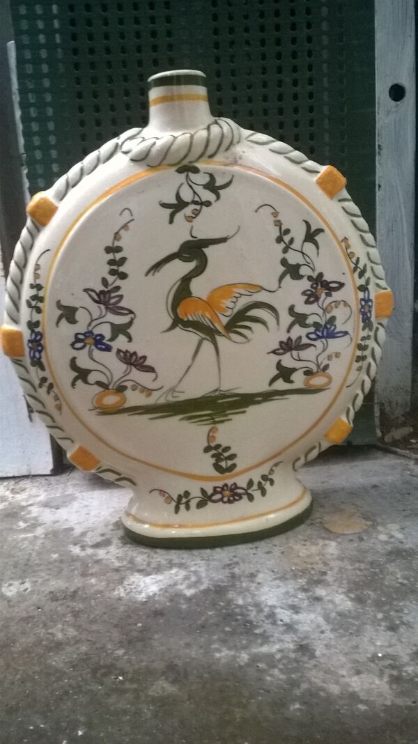 Vase gourde a décor moustiers