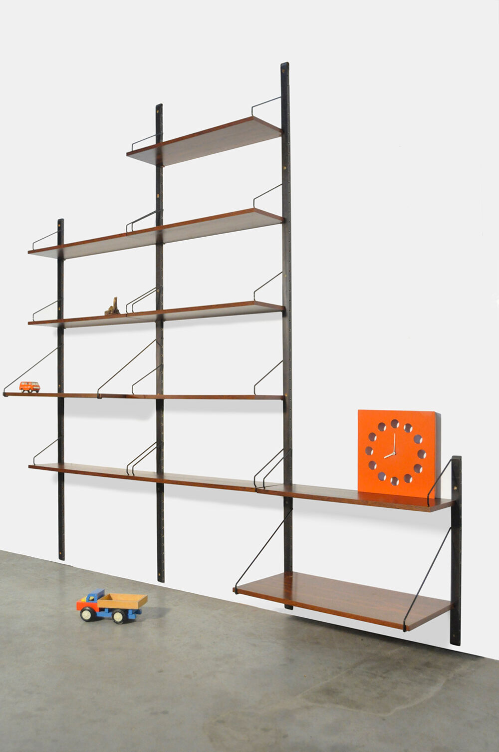 Mid century Royal System wall unit / shelving system designed by Poul Cadovius, Danish 1960s