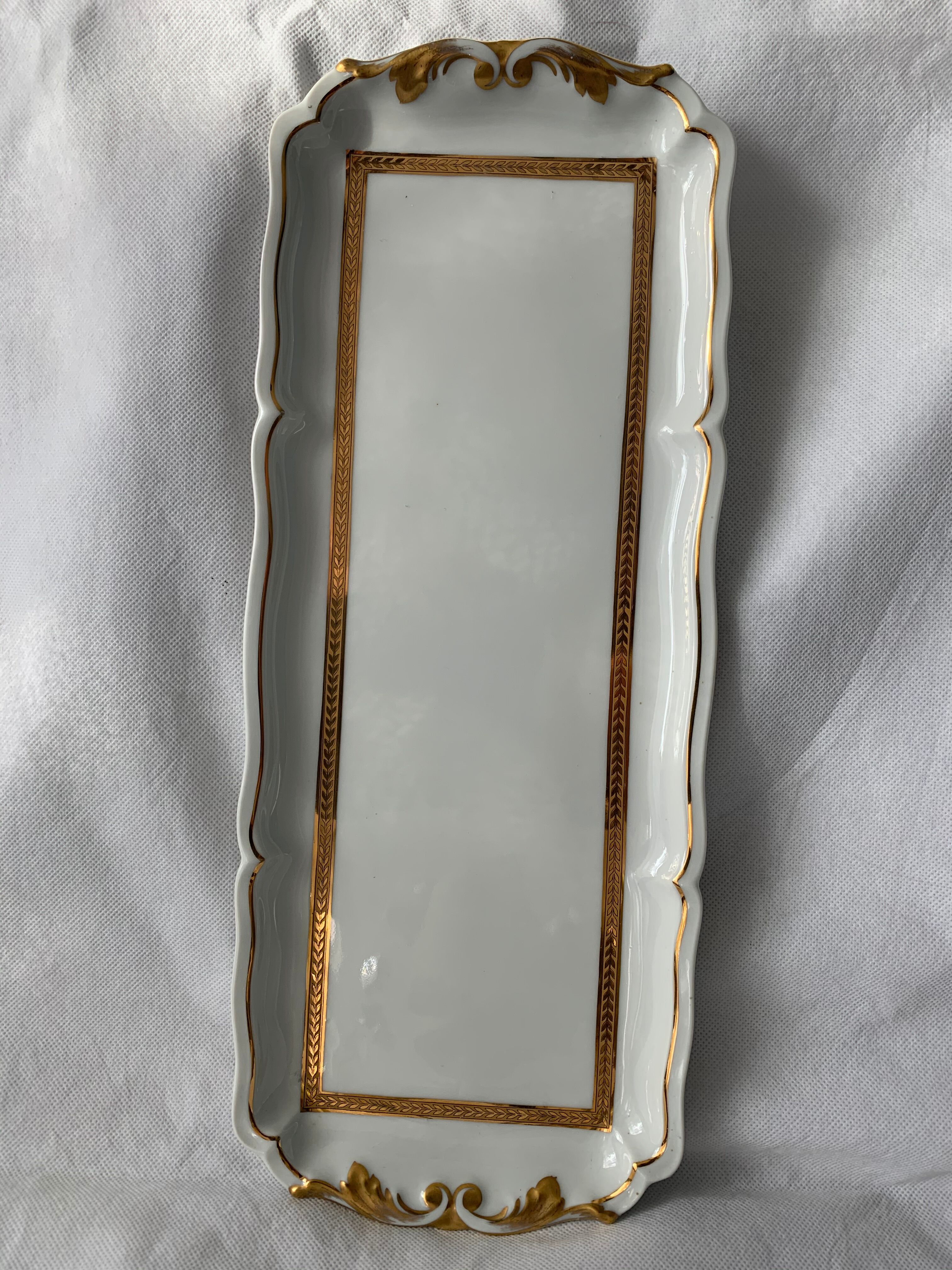 Ancient Royal Factory of Limoges Gold Porcelain Cake