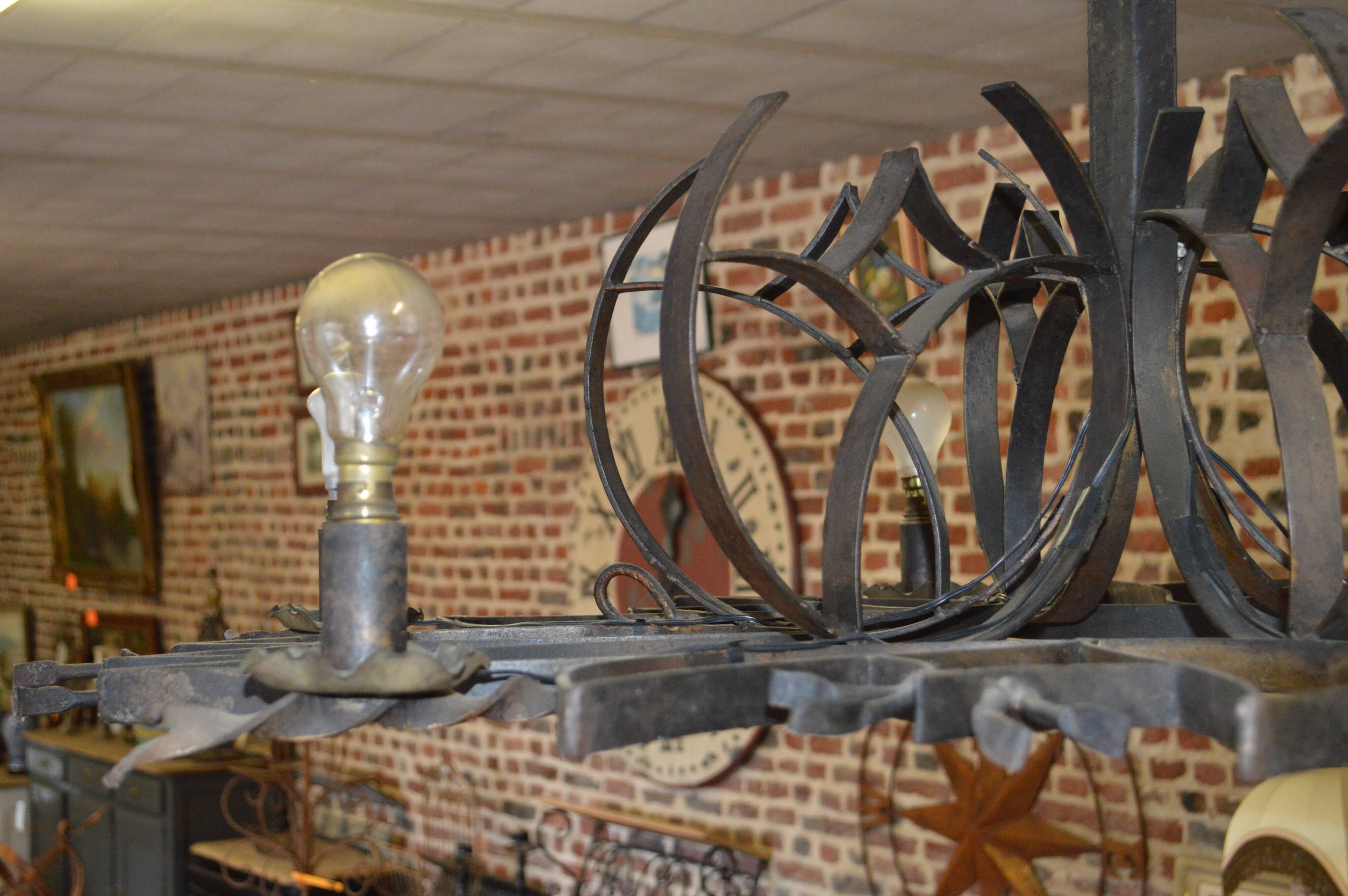 Wrought iron chandelier 6 lights