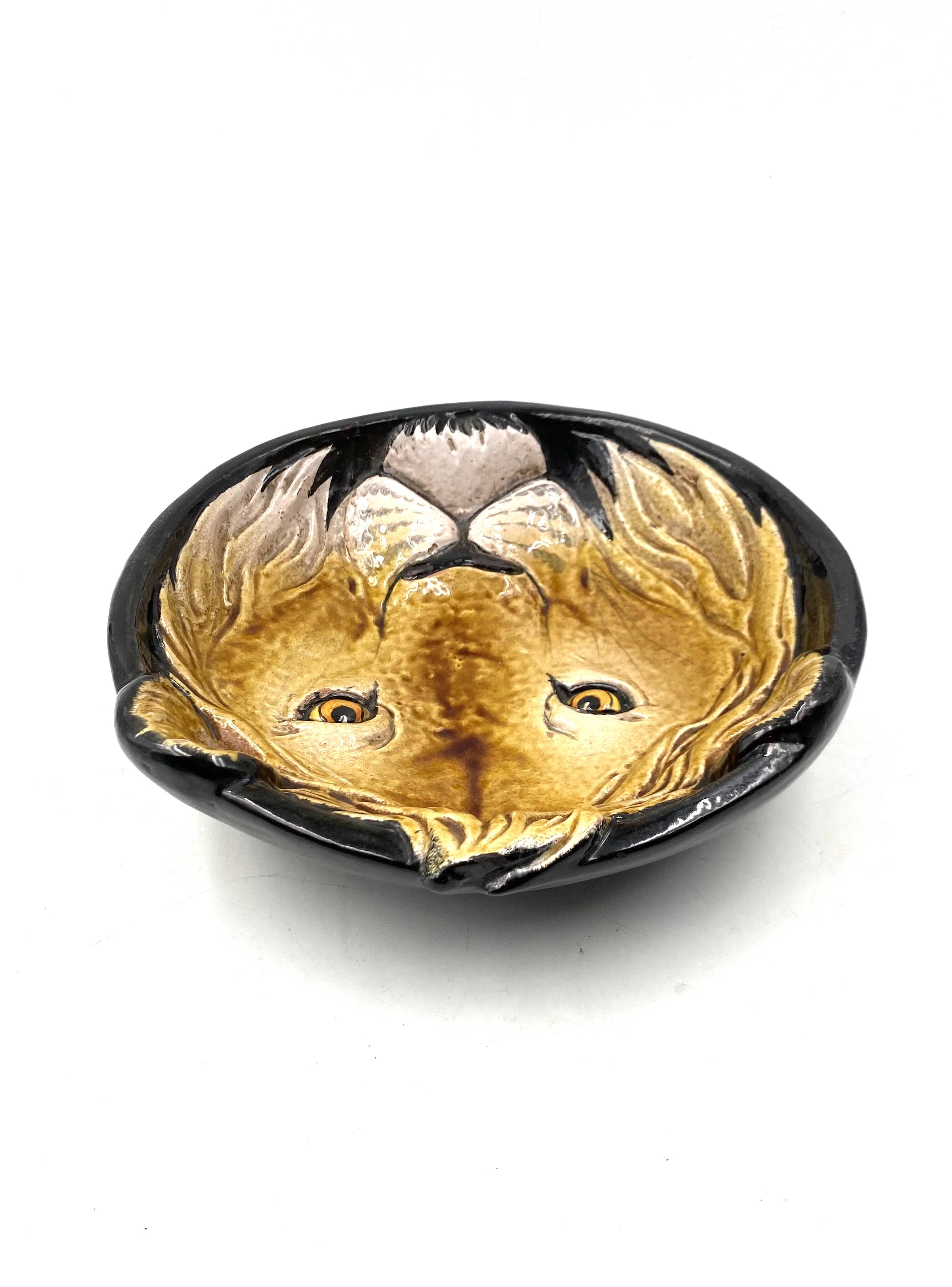 Mid-century lion ceramic plate / vide poche, Italy 1970s
