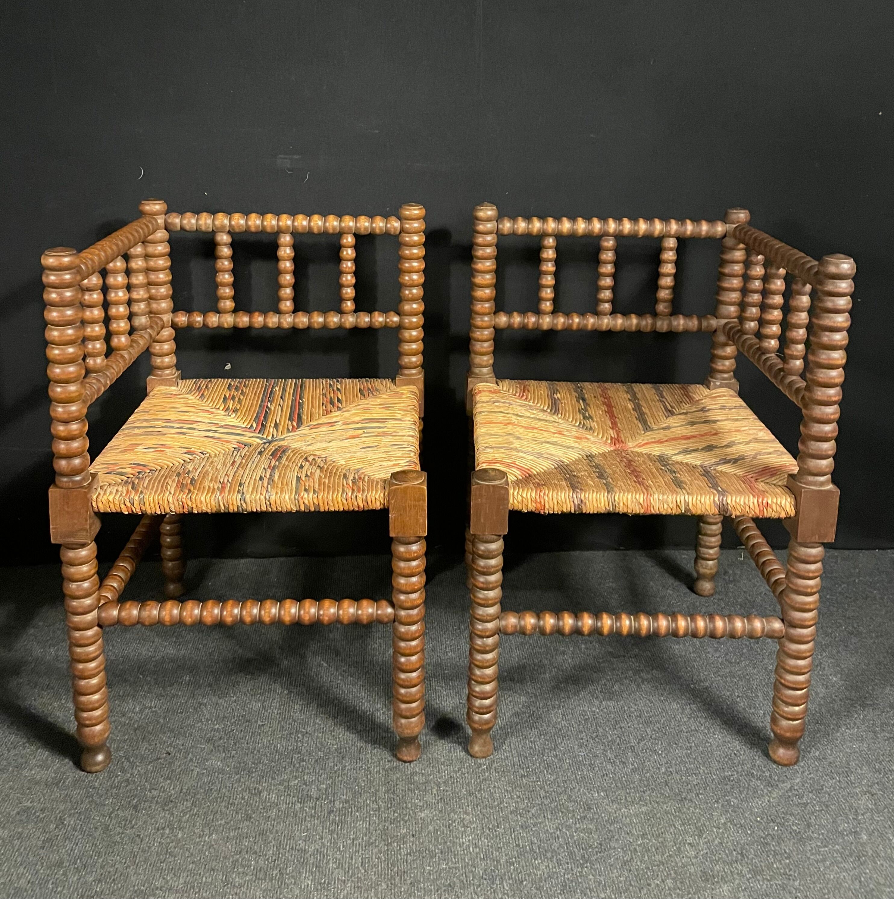 Paire de chaises coin de feu