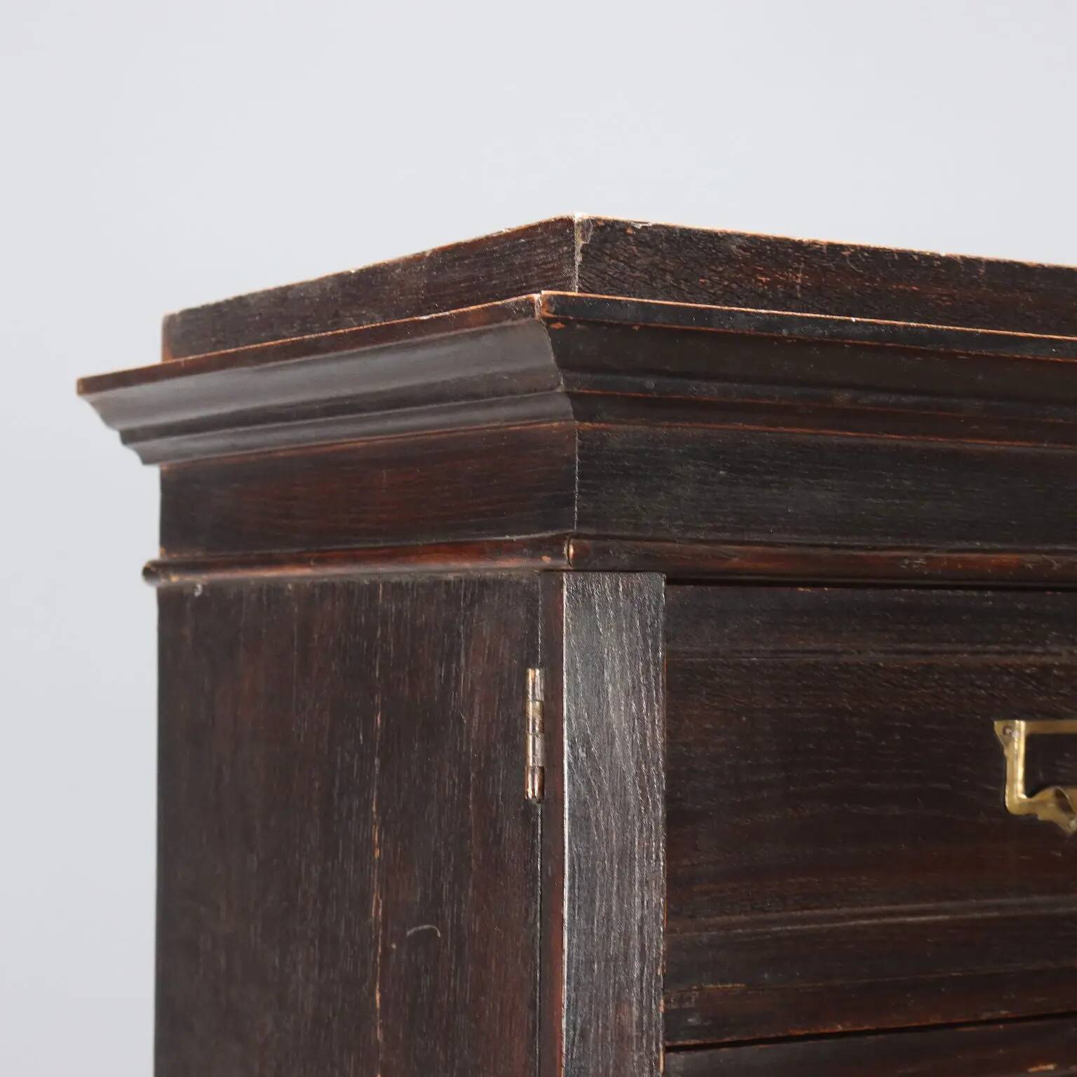 Commode ancienne en chêne à 12 tiroirs, Italie, XXe siècle