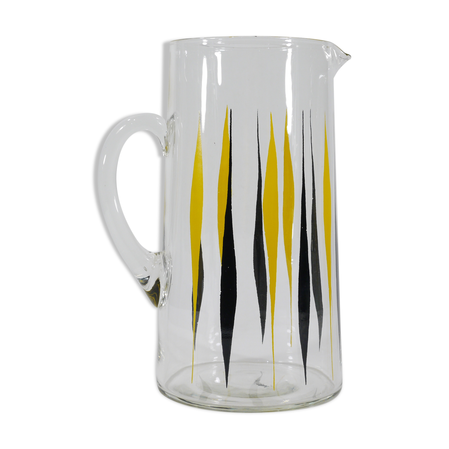 Pitcher with lemonade