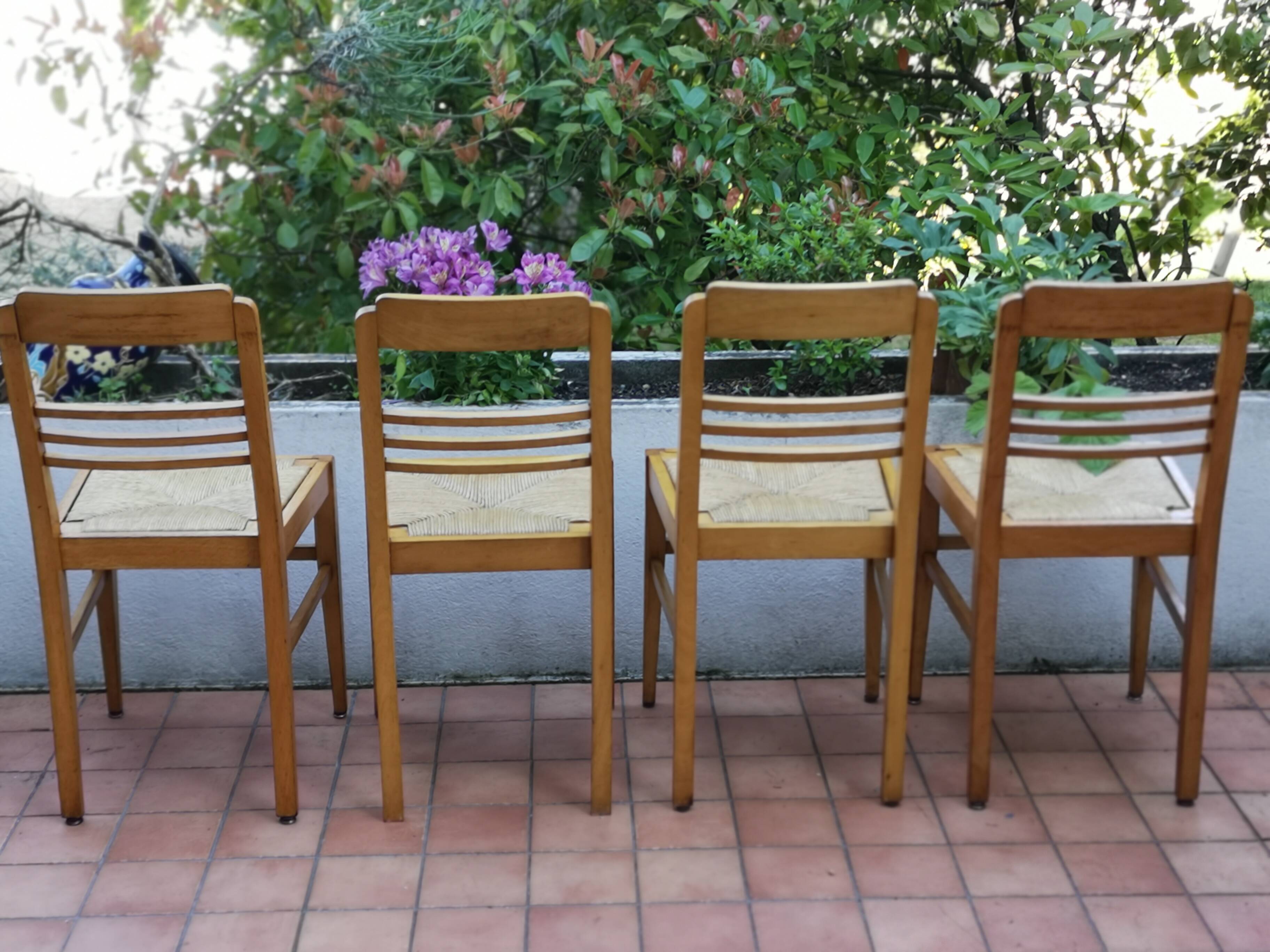 Set of 8 chairs reconstruction