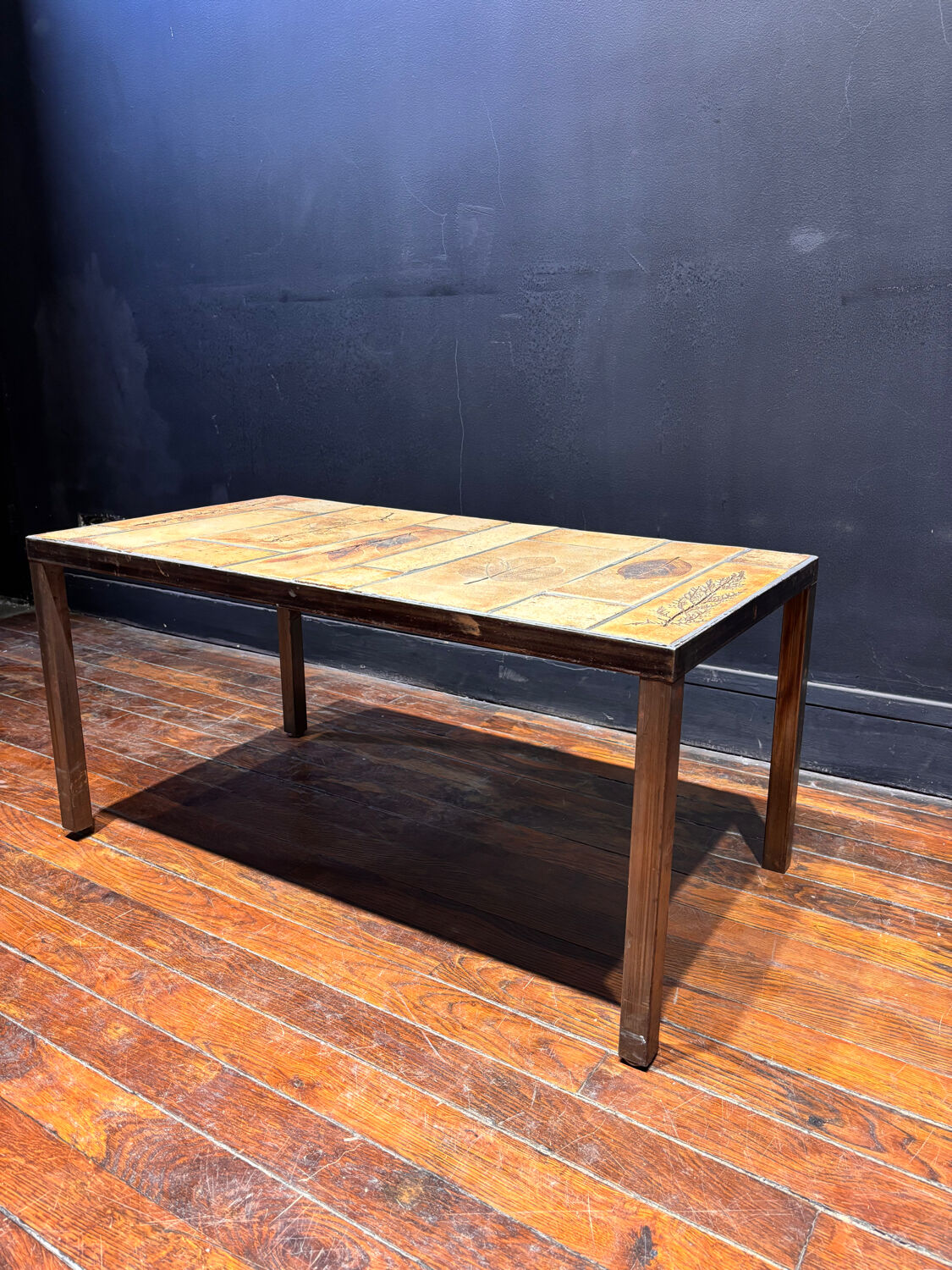 Roger Capron coffee table – Iconic design from the 1970s