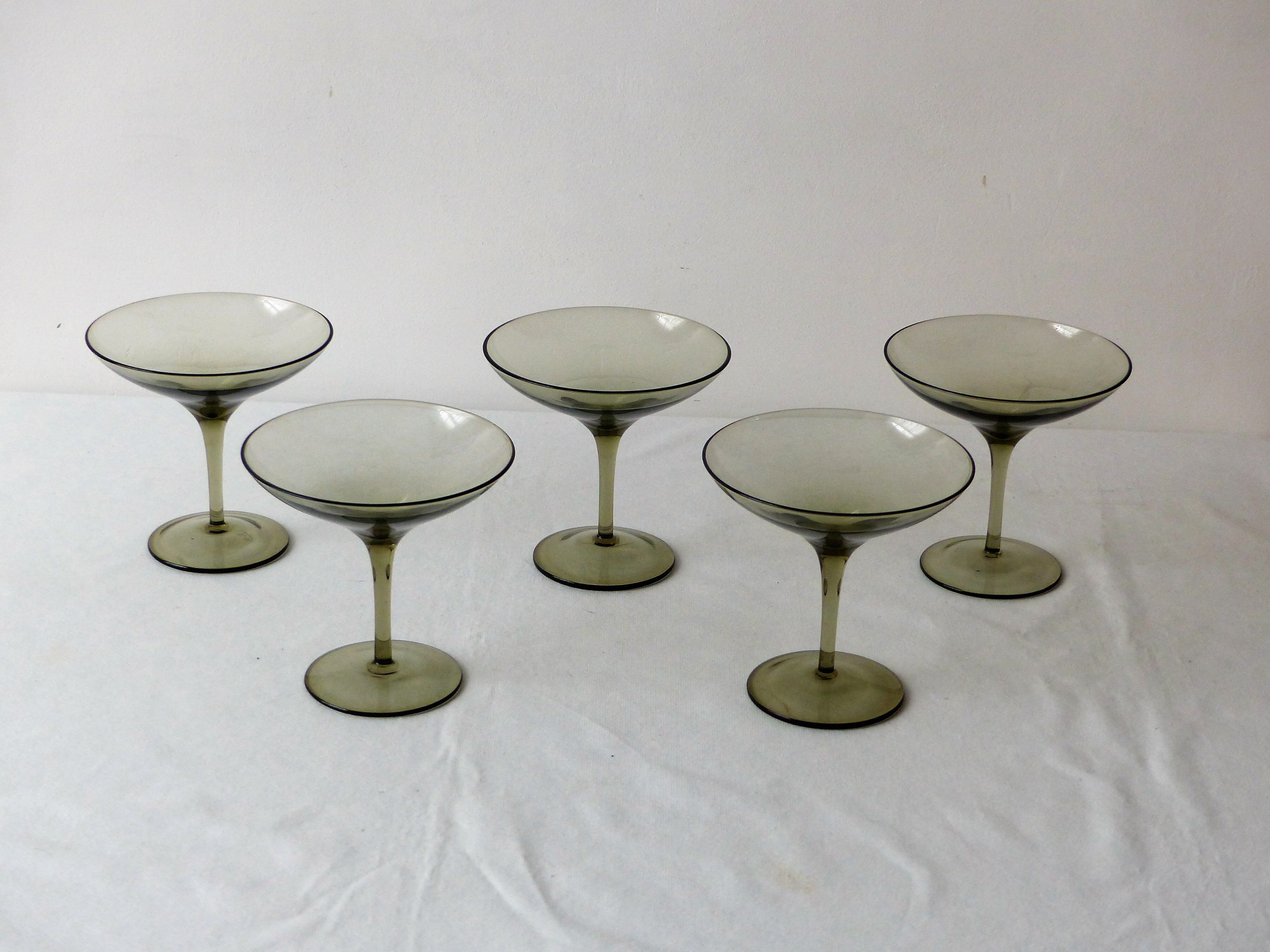 Set of 5 smoked glass cups