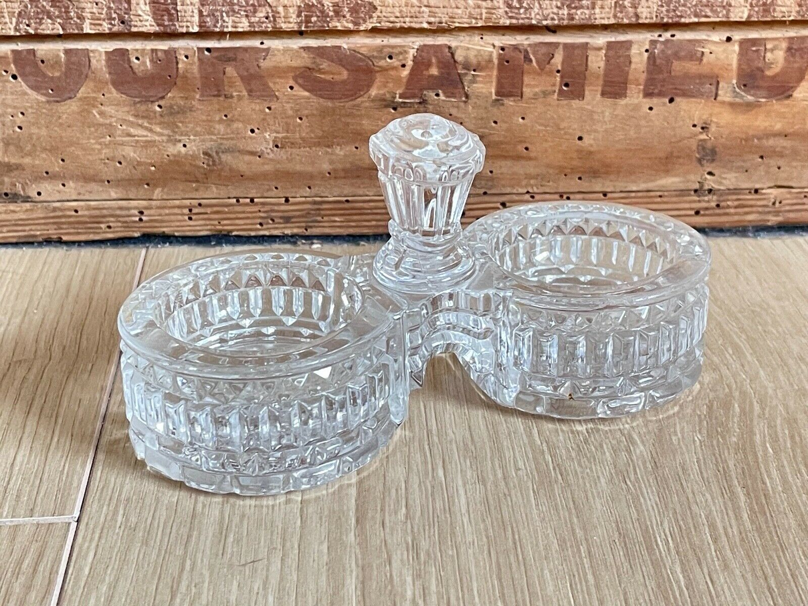 Table saltron in Baccarat crystal large model