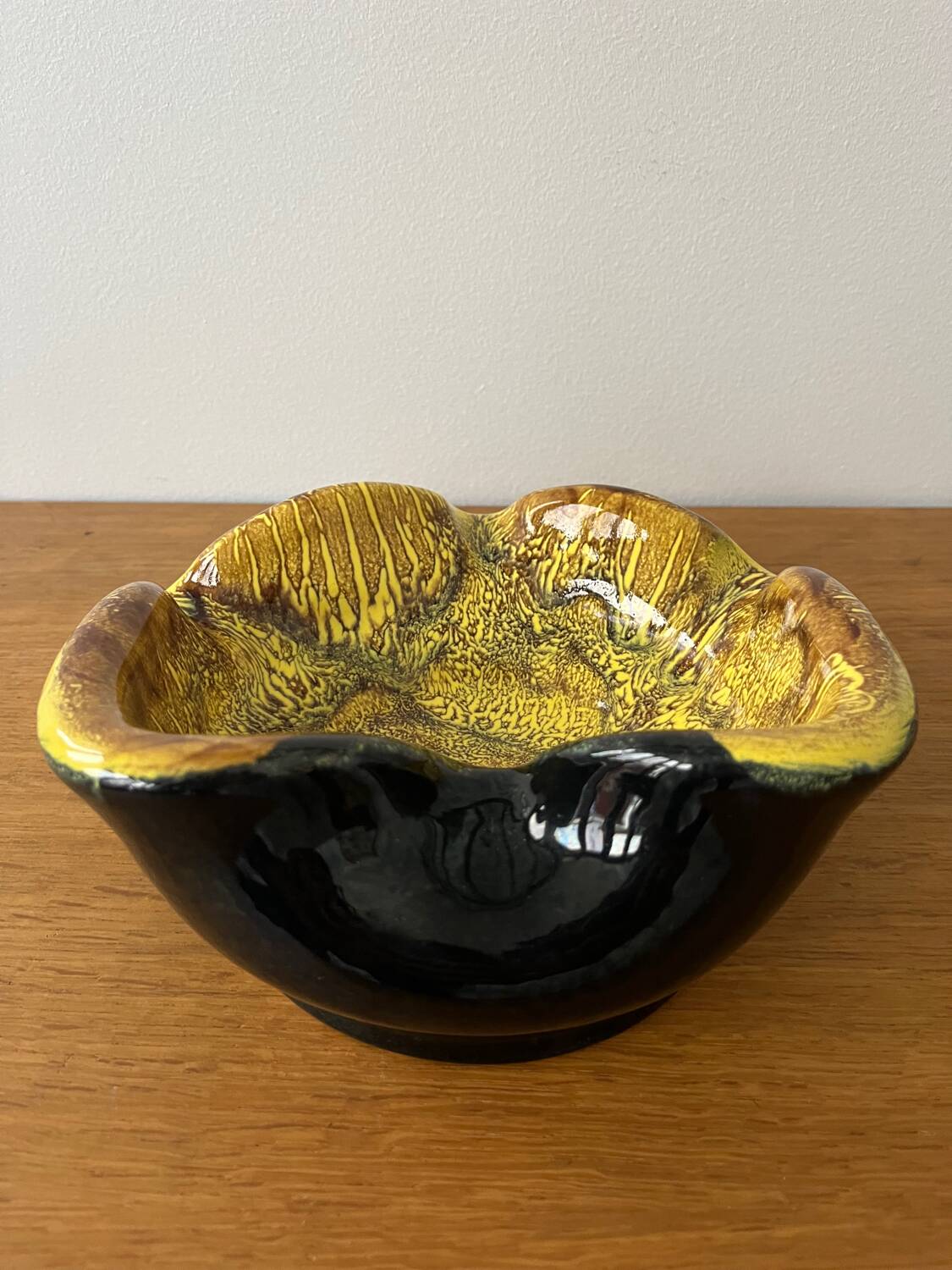 1950s/60s glazed ceramic trinket tray