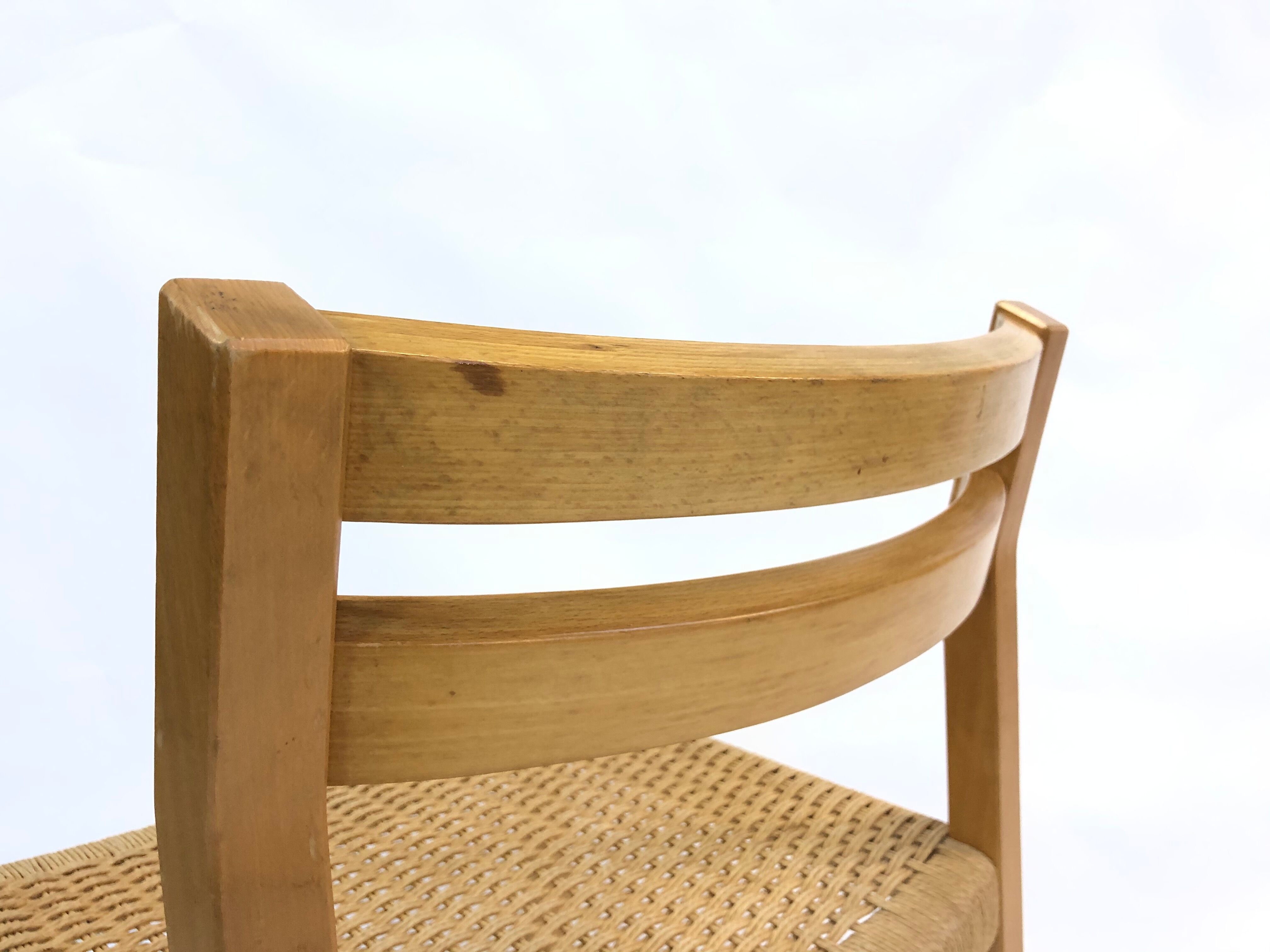 Vintage dining chair model 401 - JL Mollers Mobelfabric Denmark Papercord