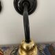 Paire d’appliques vintage en verre ciselé électrifiées à neuf
