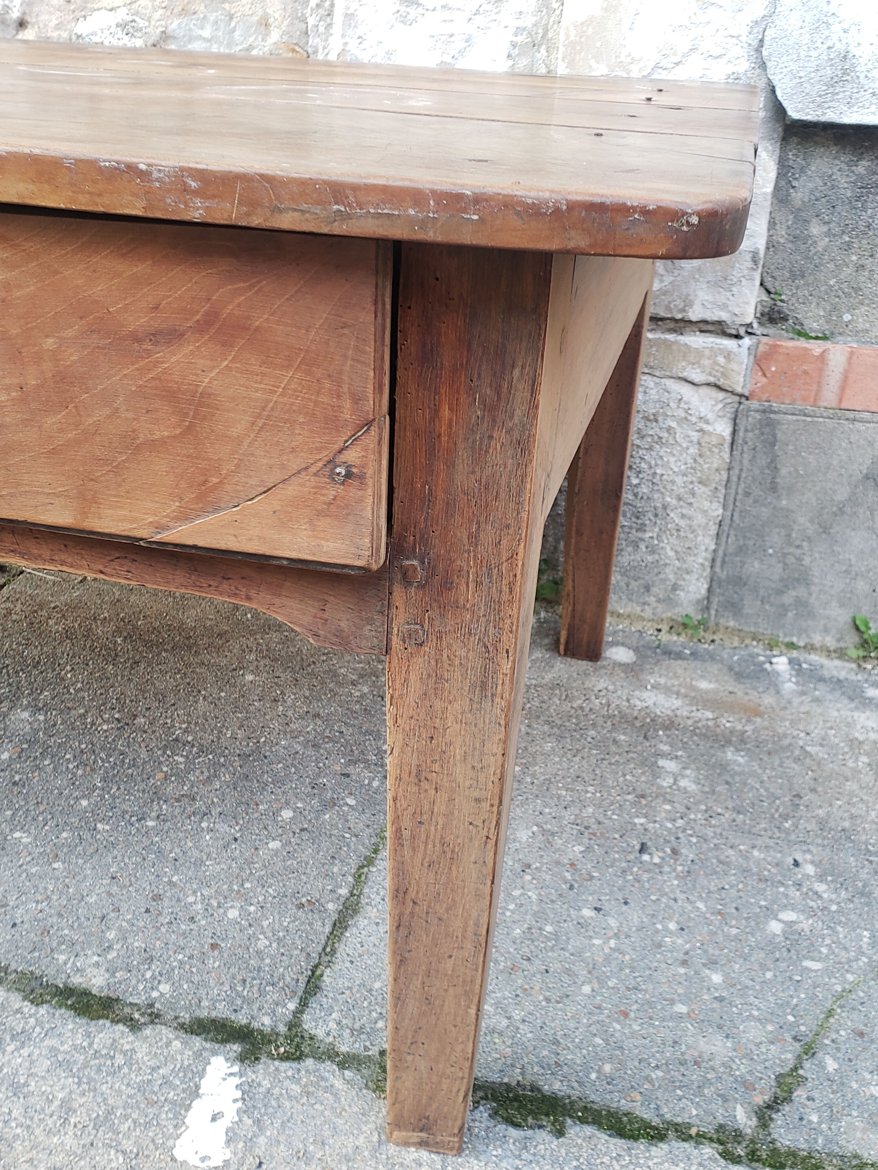 Farm table coffee table