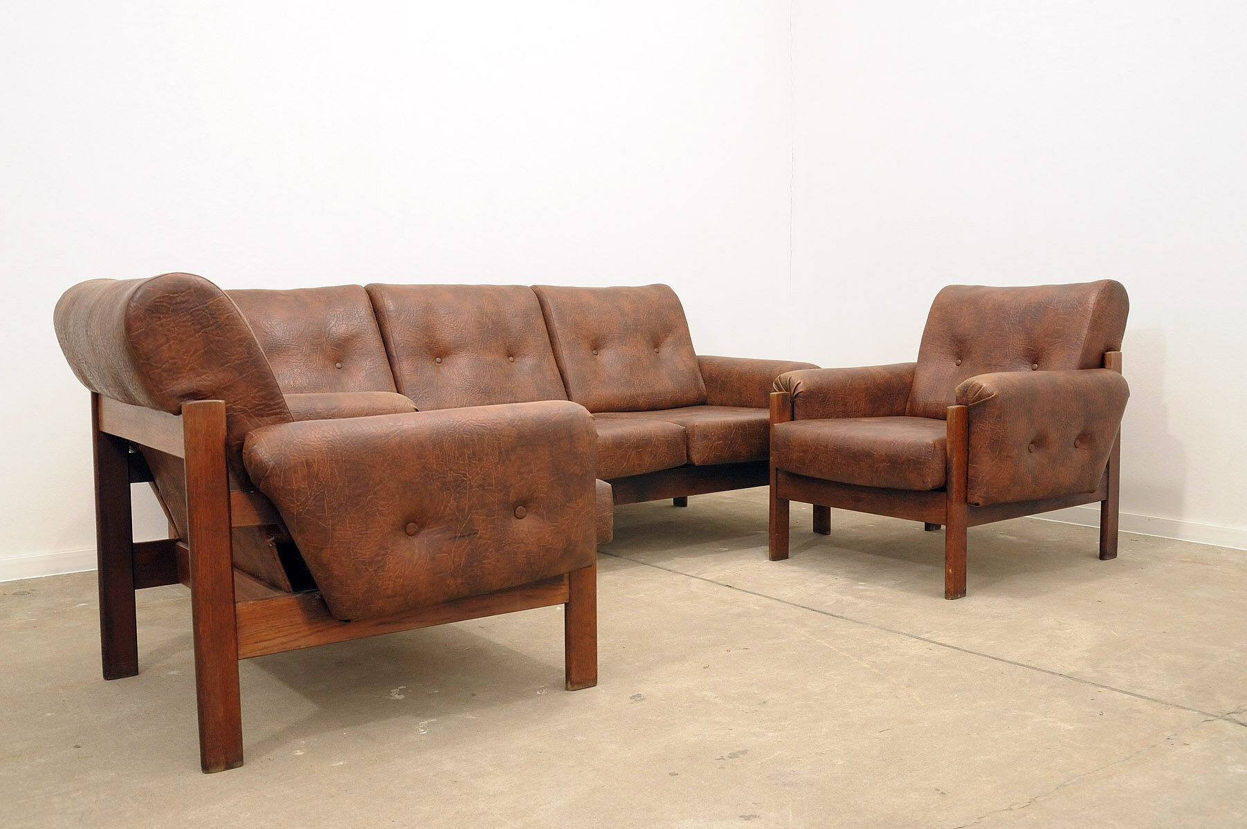 Ensemble de salon en similicuir vintage, années 1970, Tchécoslovaquie