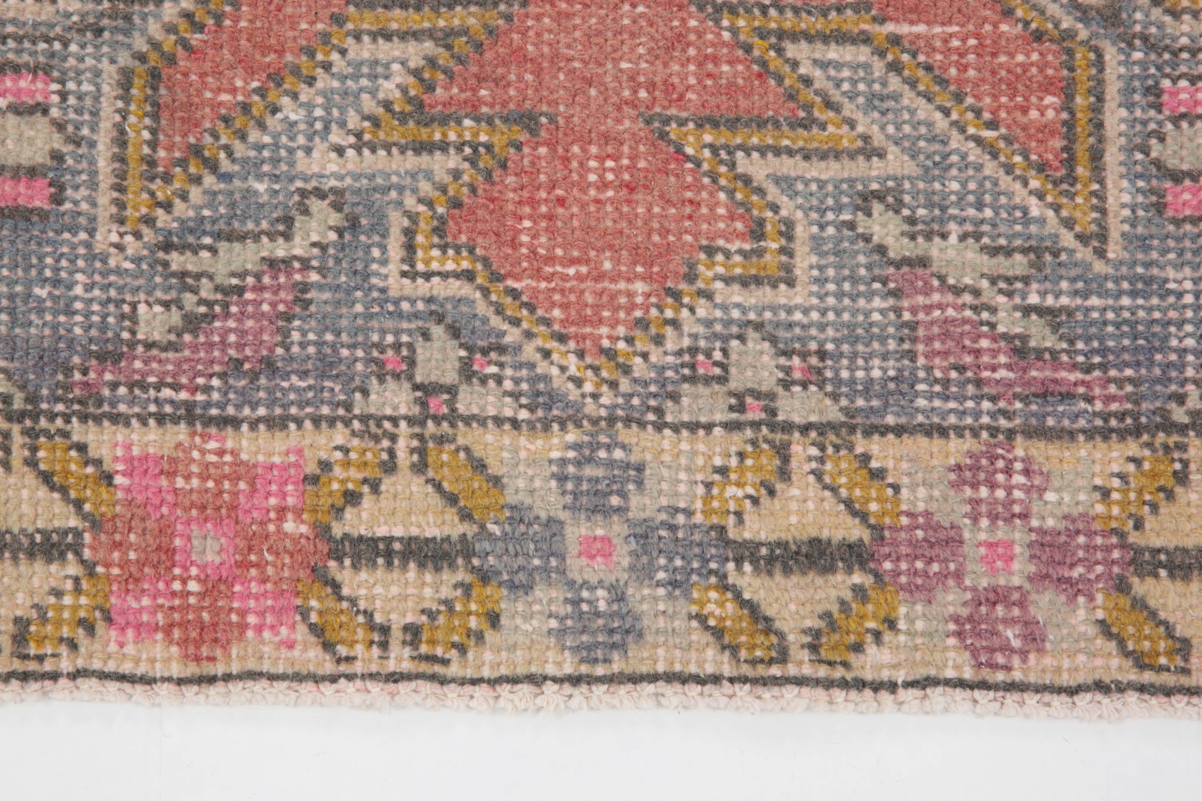 4x8 Rug For Guest Room Red & Pink Vintage Rug, 124x230Cm SK 3780