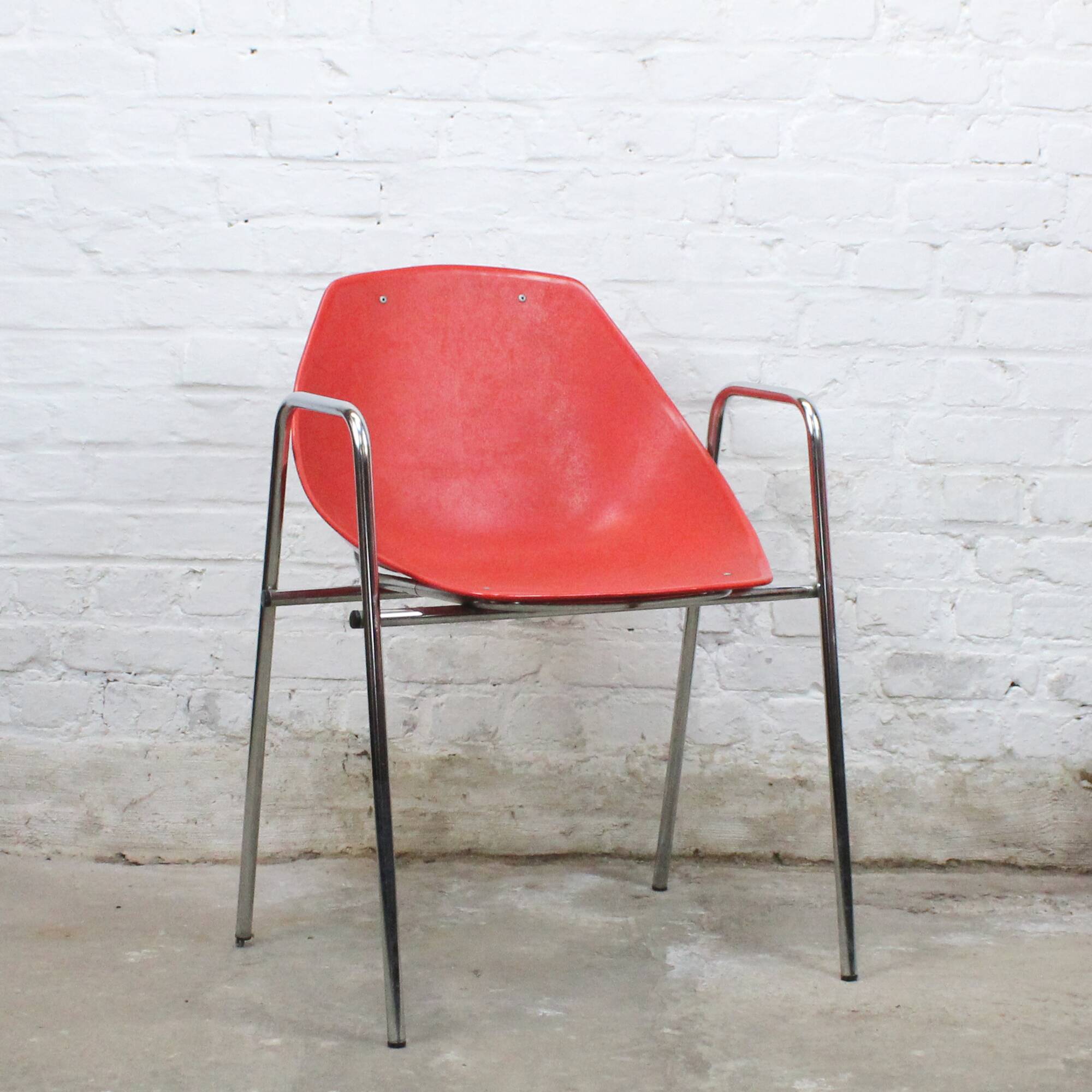 Set of 4 "Shell" model bridges by Pierre Guariche for Meurop 1967