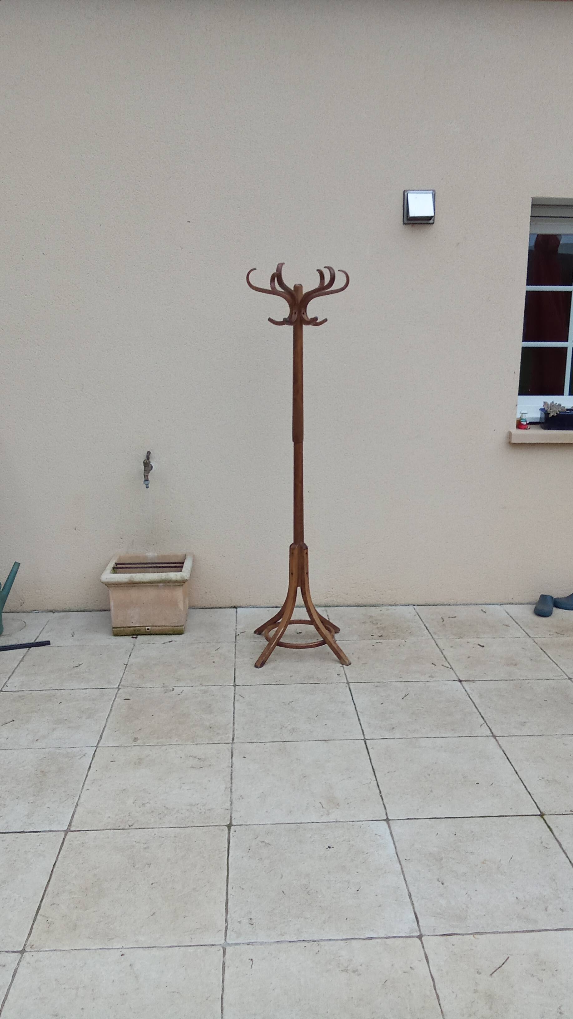 BAUMANN vintage parrot coat rack