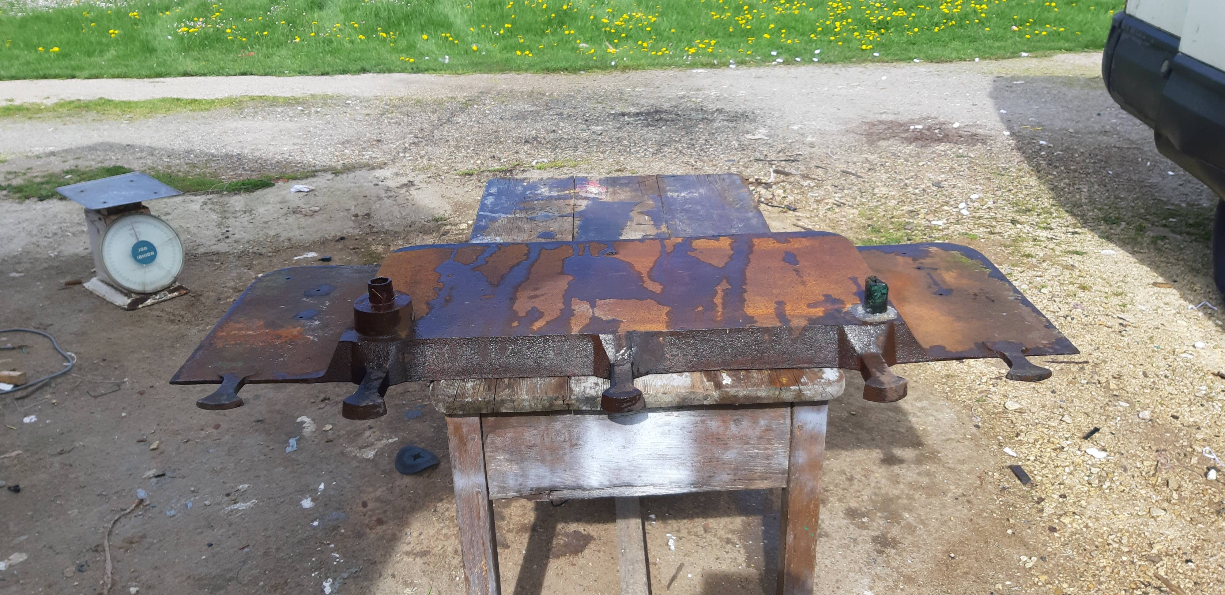 Industrial garage cast iron sink