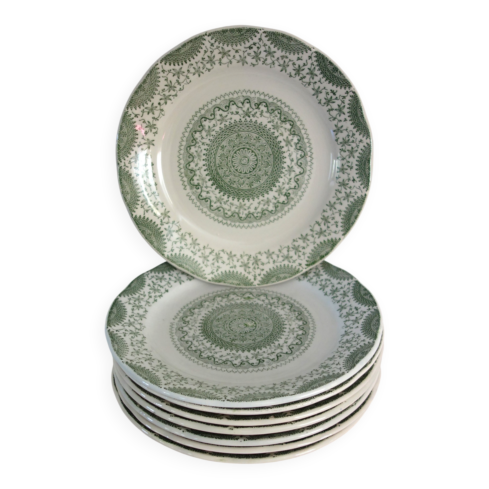 8 flat plates Fine Ware earthenware