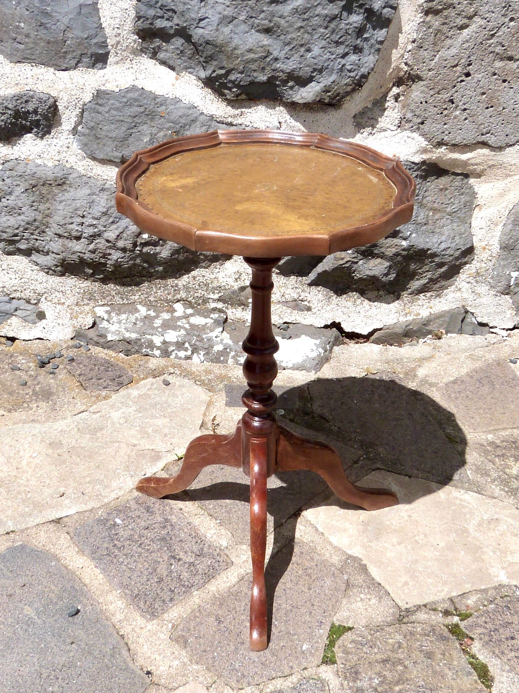 Guéridon style Louis XVI