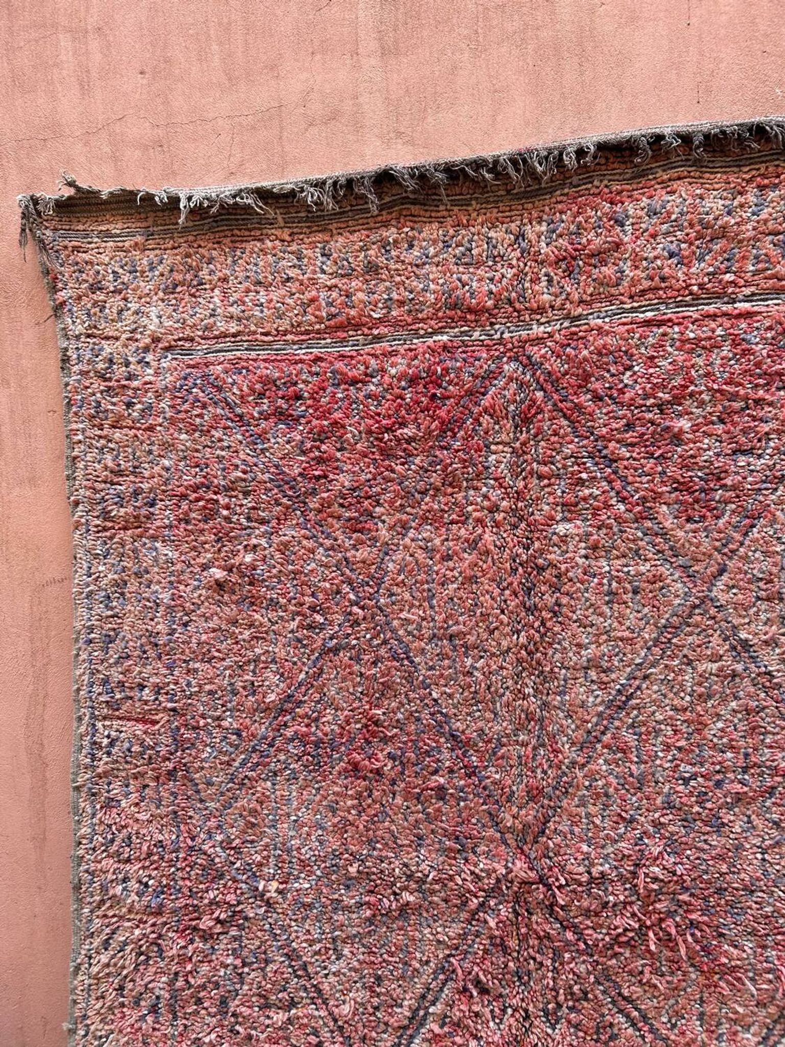 Vintage Beni Mguild rug 295x210