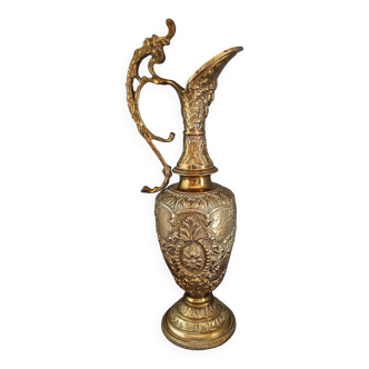 Ewer in gilded bronze