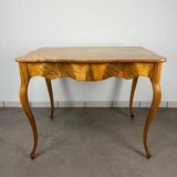 Table Louis XV noyer blond, début 19ème