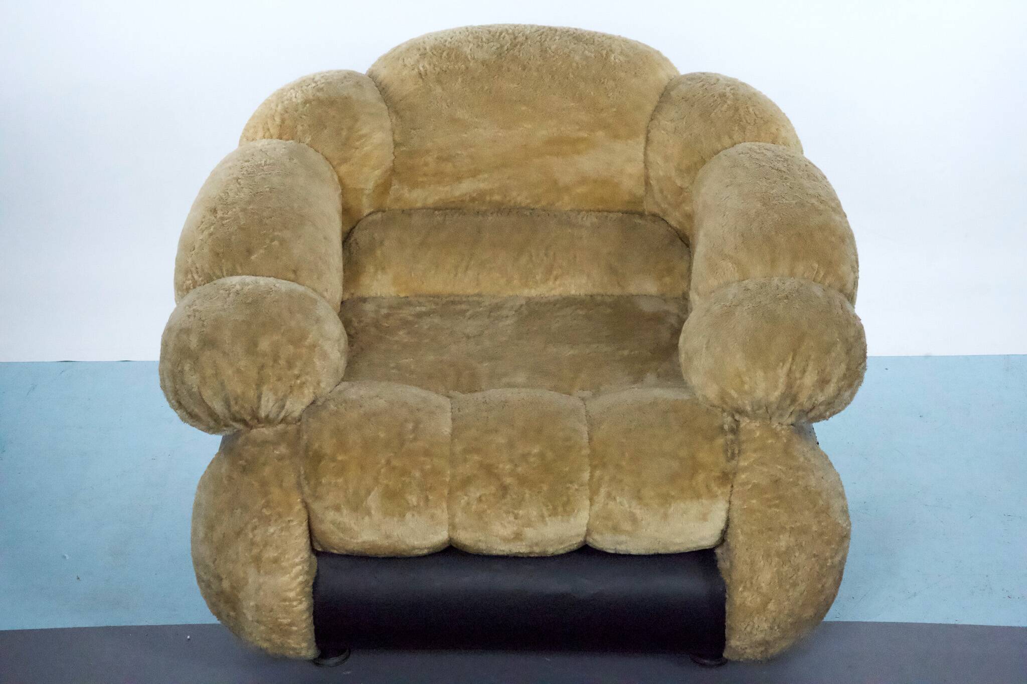 Space Age Single Armchair by Adriano Piazzesi, Cream Teddy Bear & Leather