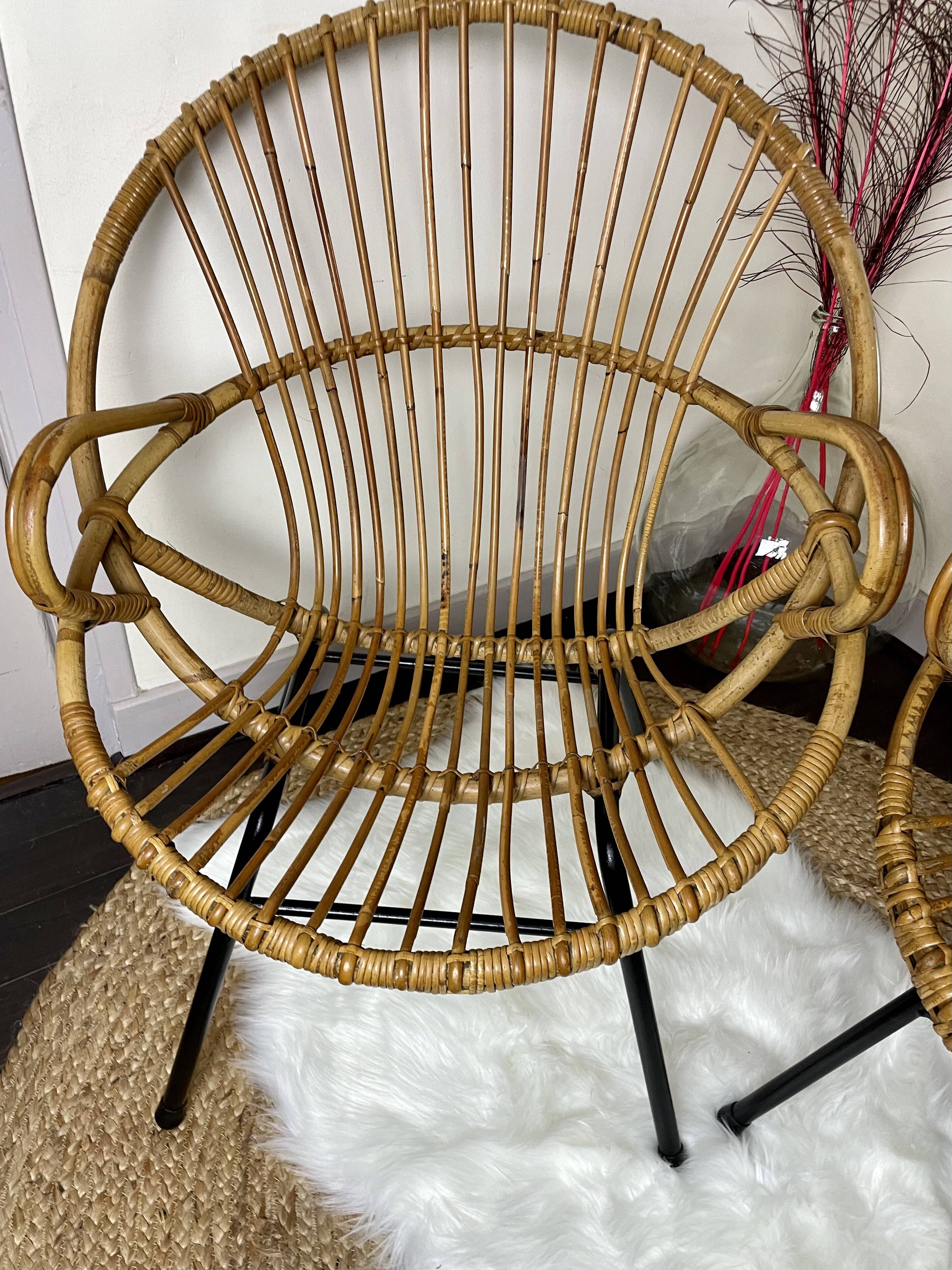 Pair of armchairs basket