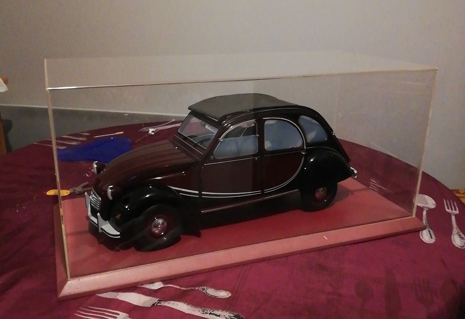 Citroen 2cv model 1/8