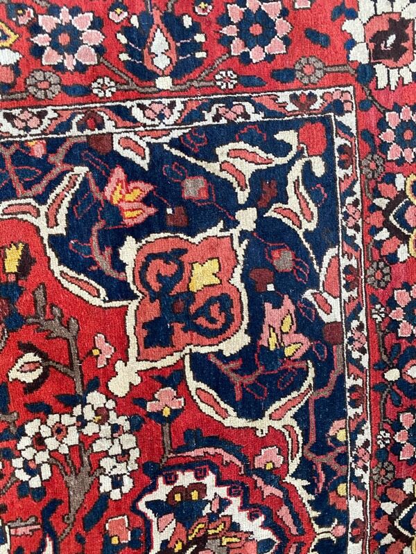 Old Persian rug Bakhtiar 210x300 cm
