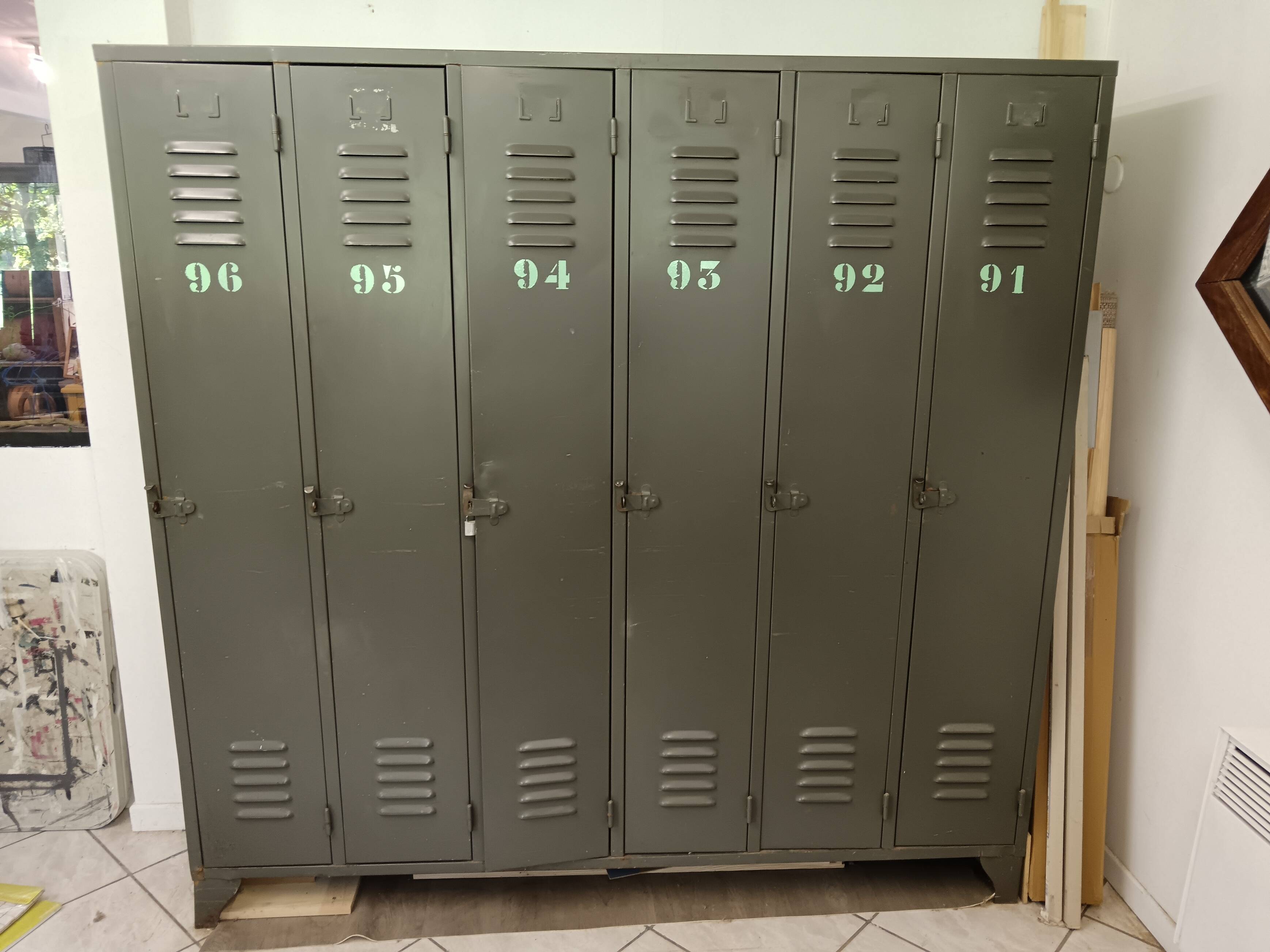 Industrial gray metal locker with 6 doors