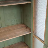 Old showcase