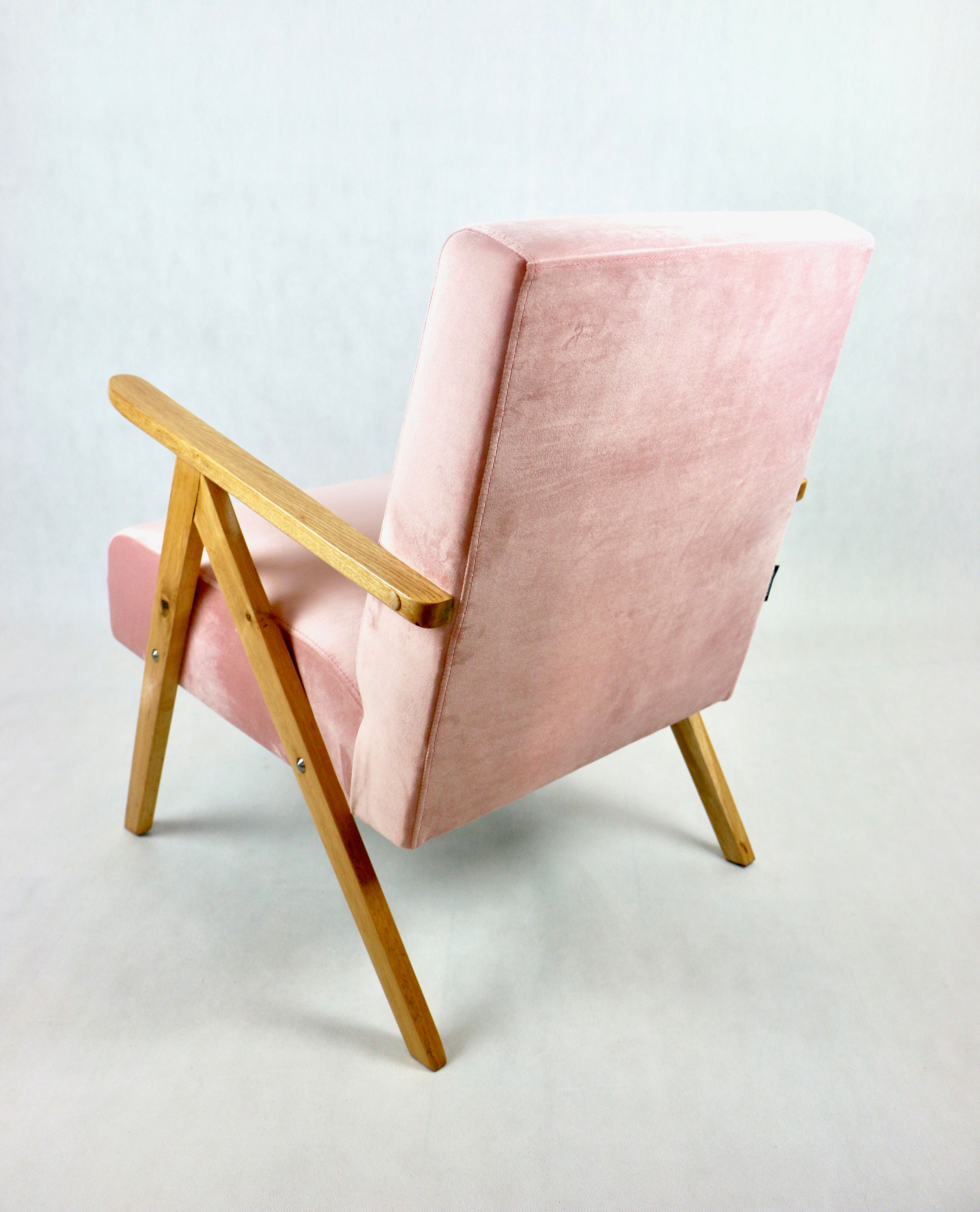 Products Vintage Pink like Var B310 Armchair, 1970s