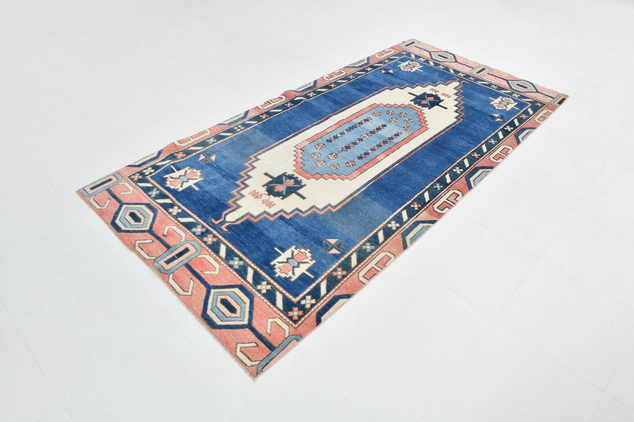 Tapis Vintage Géométrique Bleu et Rose Fait Main – Style Oriental,128x265Cm