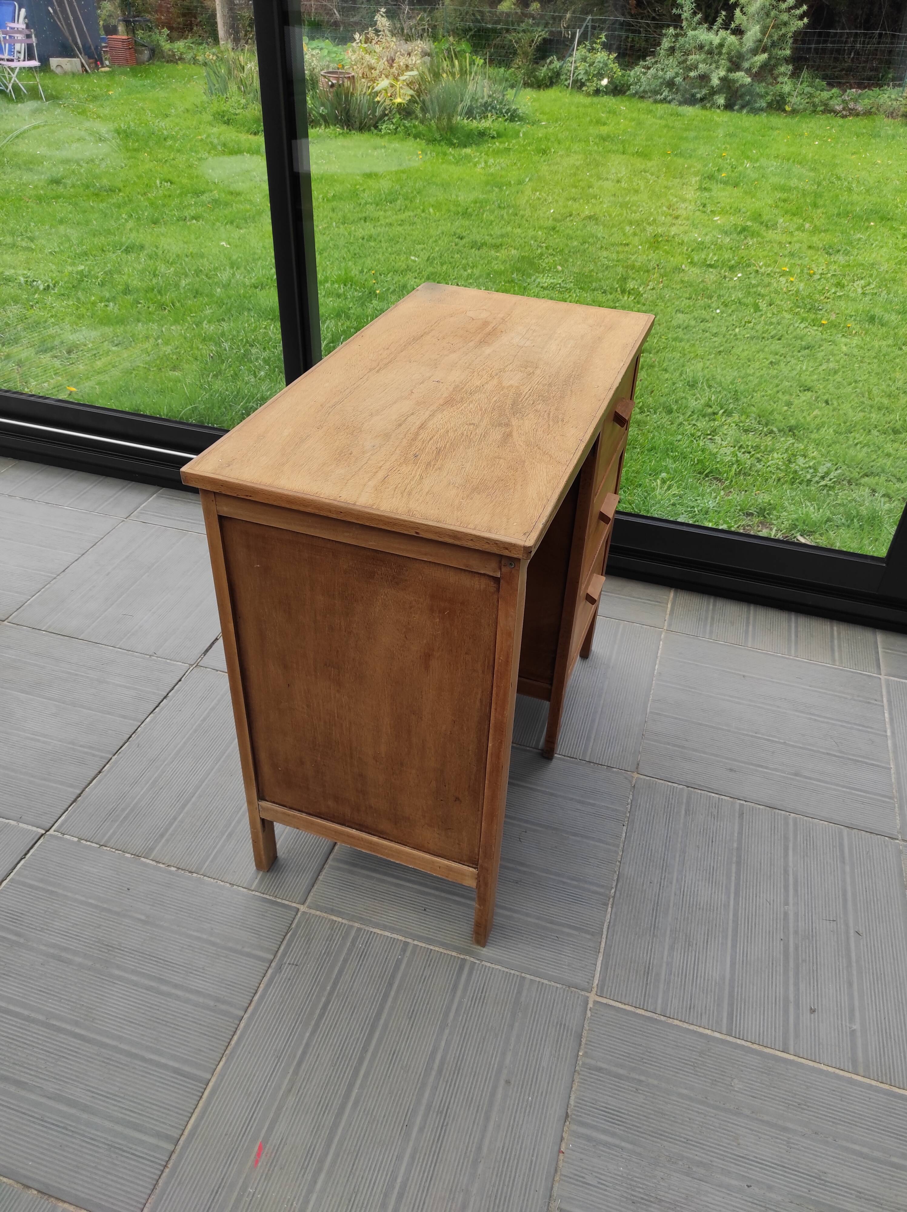 Small wooden desk three drawers