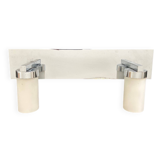 Massive edition wall light
