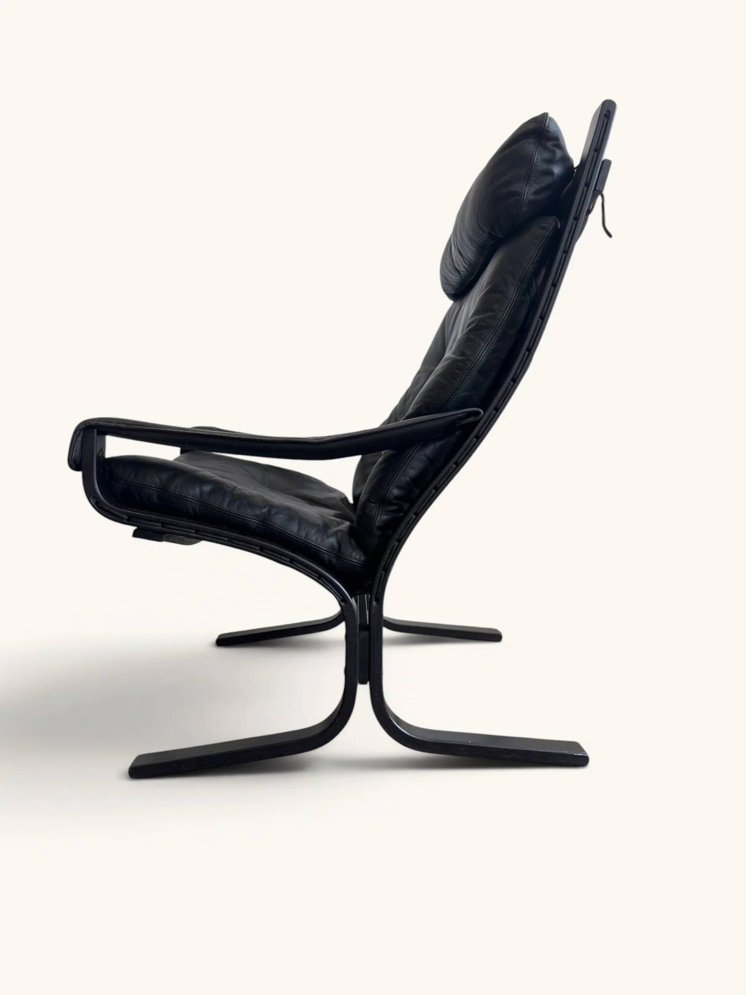 Vintage "Siesta" armchair by Ingmar Relling from 1965 in black leather.