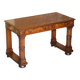 Table d'écriture Renaissance en noyer flamé style Pugin, vers 1850