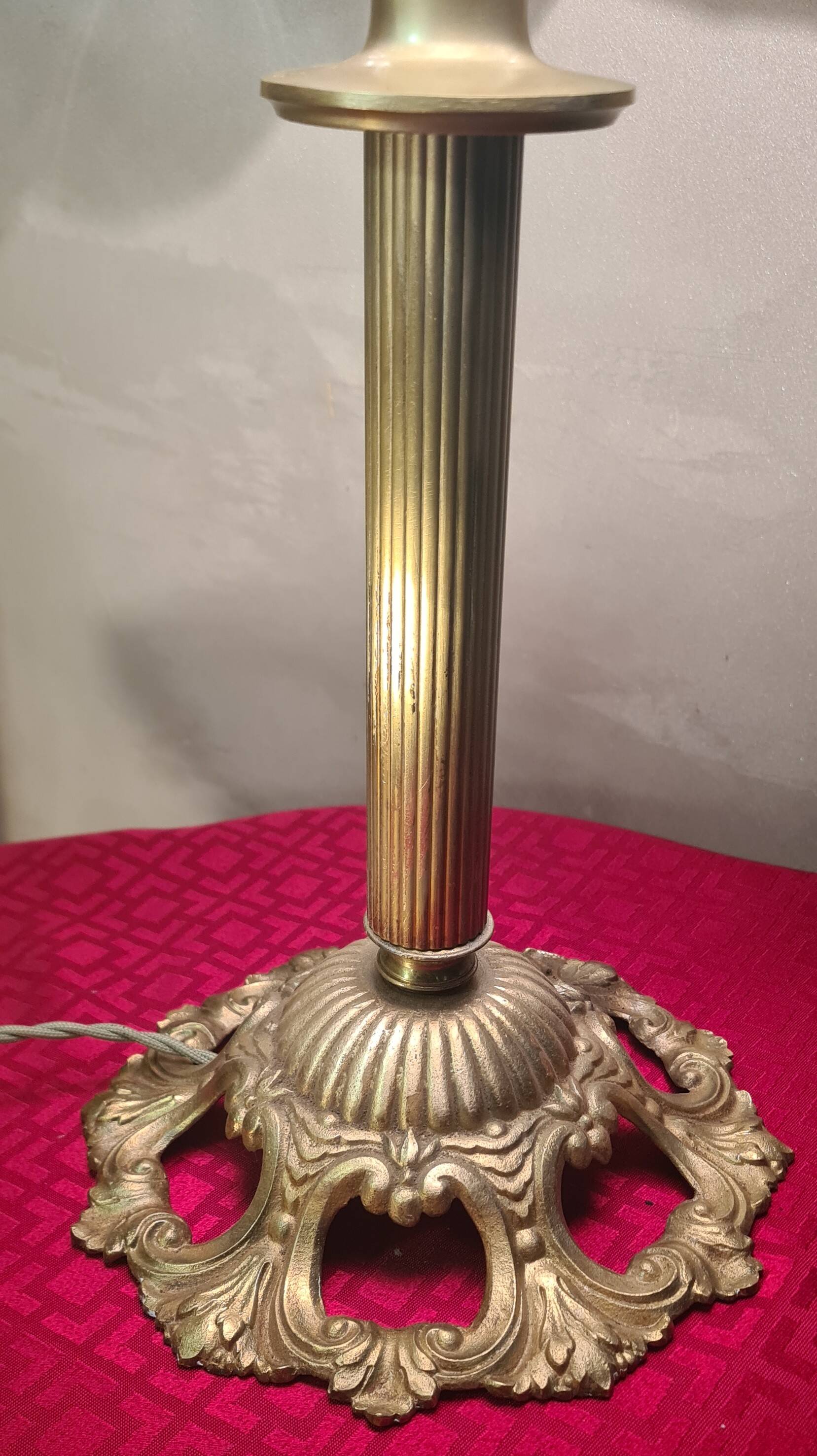 antique bronze lamp, glass paste lampshade, electrically redone