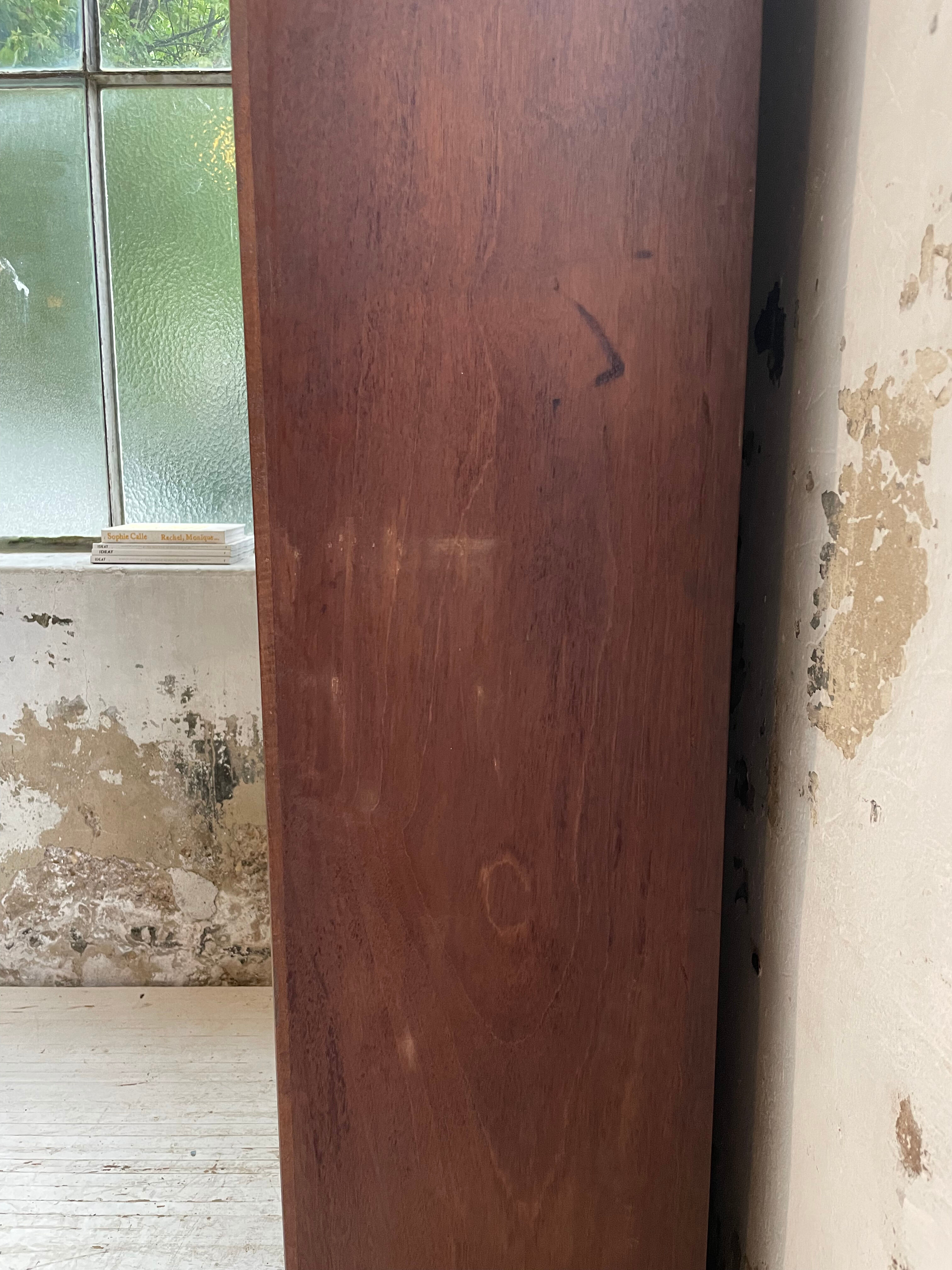 Furniture with 34 oak valves