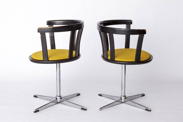 Paire de chaises pivotantes vintage – Design allemand des années 1970 – Hêtre laqué noir