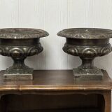 Pair of medicis vases/planters